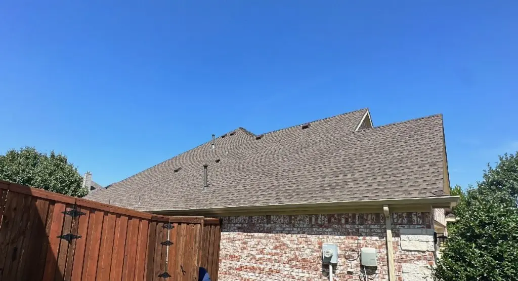 Completed roof replacement project in Middletown